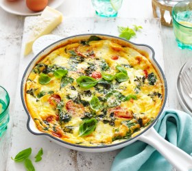 Frittata Caprese with spinach, tomato and ricotta