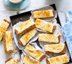 Golden Syrup Slice