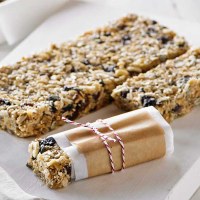 Coconut & Macadamia Muesli Bars