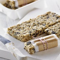 Macadamia And Chia Muesli Bars