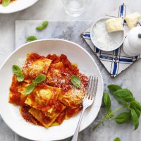 Chicken and Mushroom Ravioli with Simple Tomato Sauce