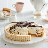 Caramilk Crackle Banoffee Pie