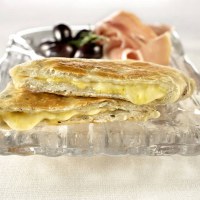 Black Olive, Rosemary, Mozzarella and Feta Pan Bread