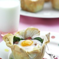 Easy Egg & Tomato Tarts