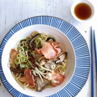 Oyster Mushroom & Noodle Stir Fry