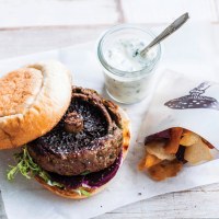 Mushroom lamb burger