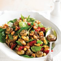 Roasted Mushrooms, Tomato & Cashew Salad