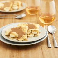 Crepes with Bananas and Caramel Sauce