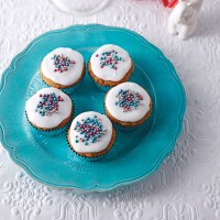 Gluten Free Ginger & Carrot Cupcakes with Lemon Icing