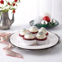 Christmas Red Velvet Cupcakes