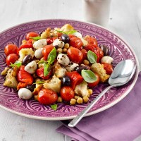 Roasted Red Panzanella Salad with Chickpeas
