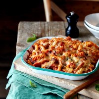 Tuna, Tomato and Mozzarella Fusilli Bake