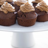 Vegan Salted Caramel Cupcakes
