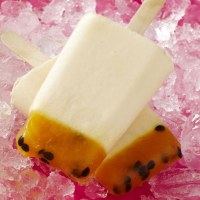 Pear and Passionfruit Yo-Pops