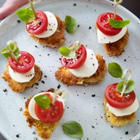 Mini Summer Chicken Caprese Bites