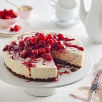 Raspberry Swirl Choc Crackle Cheesecake