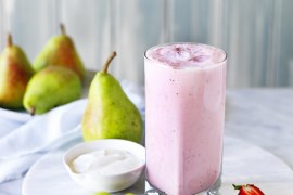 Pear and Strawberry Smoothie