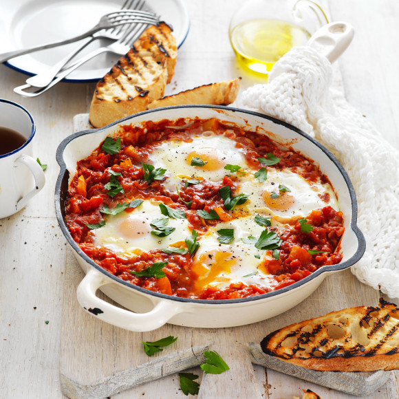 Tomato and Capsicum Pan Eggs