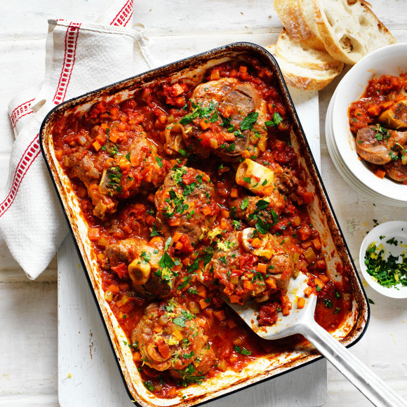 Slow Cooked Shanks in Tomato Sauce