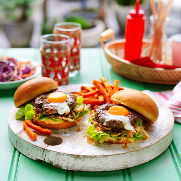 Barbecued burgers with Eggs and herb burger patties