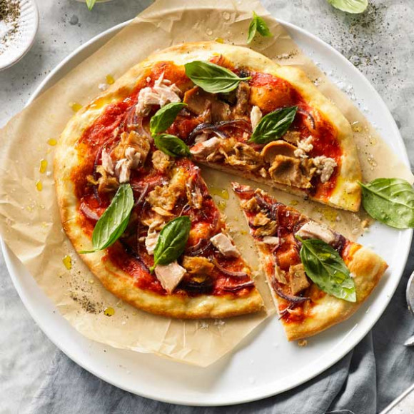 Tuna & Onion Pizza