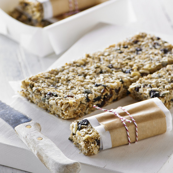 Macadamia And Chai Muesli Bars