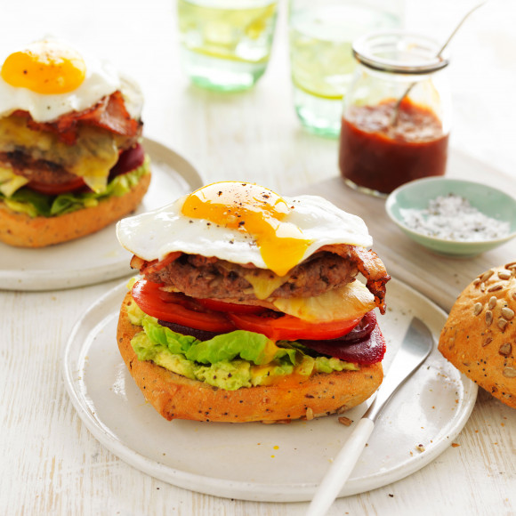 Aussie burger with the lot 