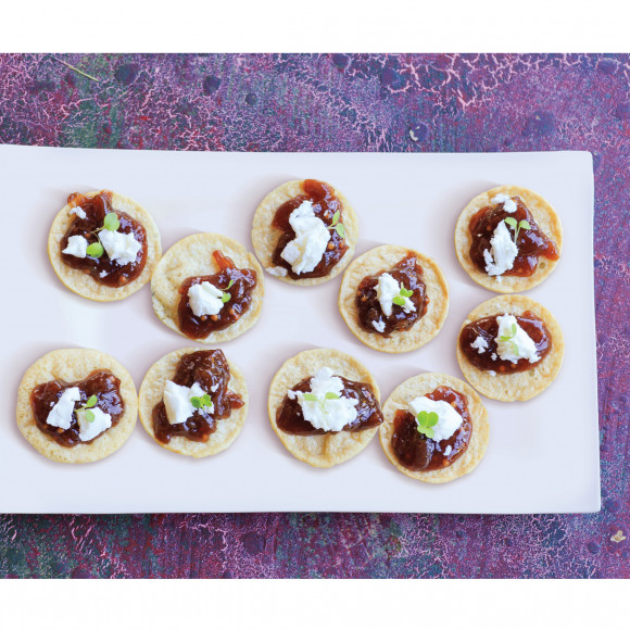 Caramelised Onions and Goats Cheese on Cobs Salt of the Sea Hip Chips