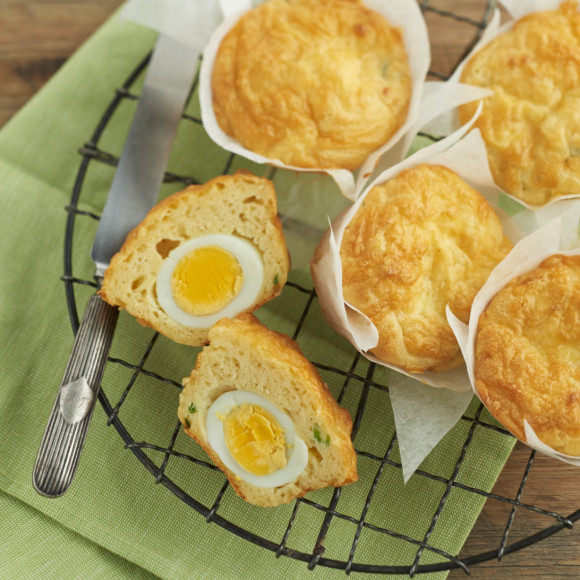 Cheese and Egg Muffins