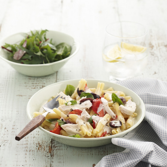 Cheesy Mediterranean Chicken Pasta recipe