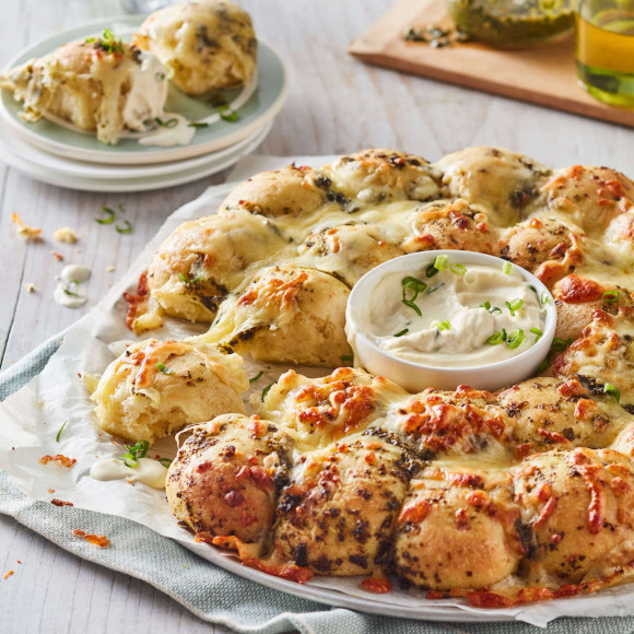 Garlic and herb savoury monkey bread recipe