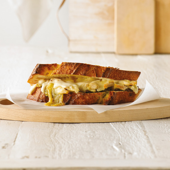 Gruyere, Chicken and Pesto Toastie
