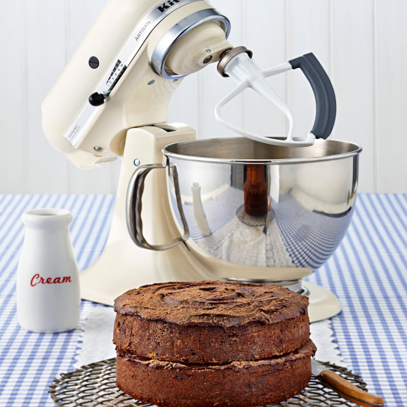 Old Fashioned Chocolate Cake