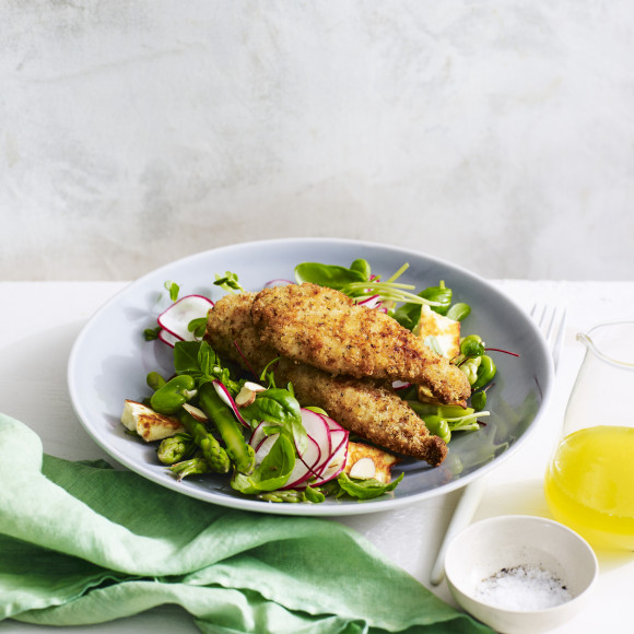 Chicken Breast Strips with Asparagus and Haloumi Salad