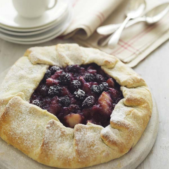 Blackberry and Apple Freeform Tart 