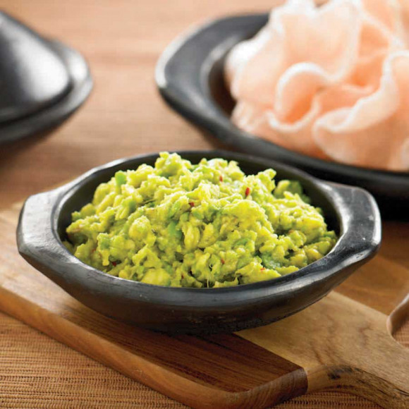 Soy and Avocado Guacamole