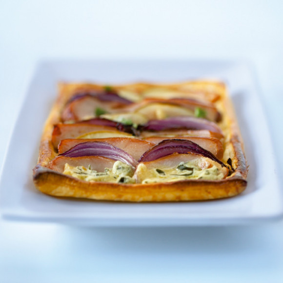 Red Onion Tarts with Brie Cheese