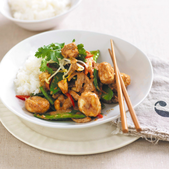 Satay Mushroom, Pork & Cashew Stir-fry