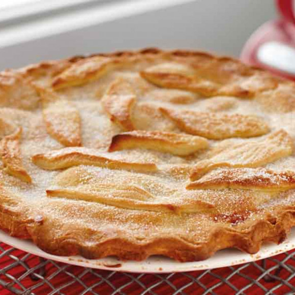 Traditional Deep Dish Apple Pie