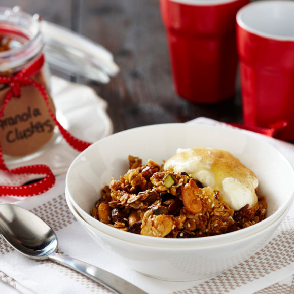 Homemade Granola Clusters