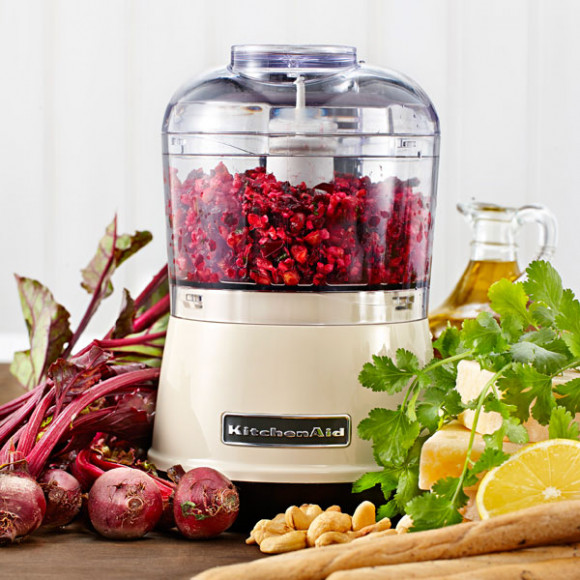 Roasted Beetroot, Cashew and Coriander Pesto