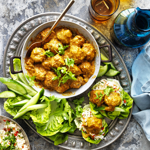 Easy creamy Chicken Korma curry | Passage to India