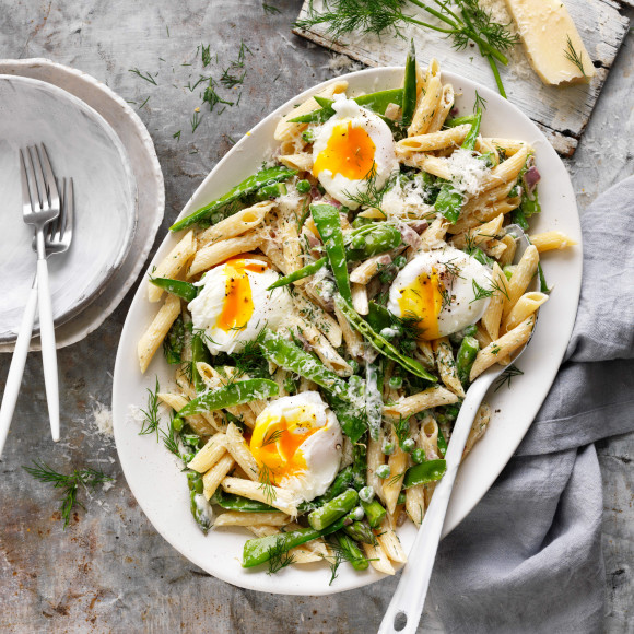 Pasta Primavera recipe with poached eggs
