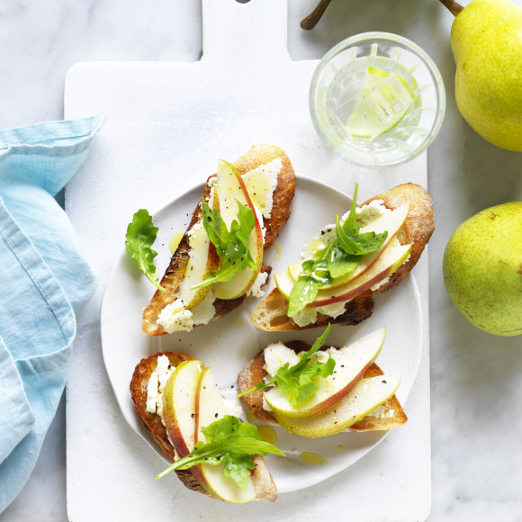 Toasted French Baguette Slices with Ricotta, Pear and Rocket
