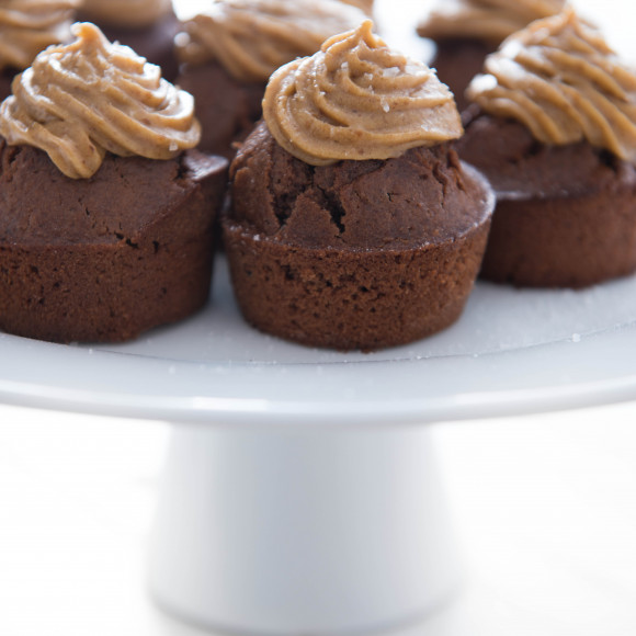 Vegan Salted Caramel Cupcakes