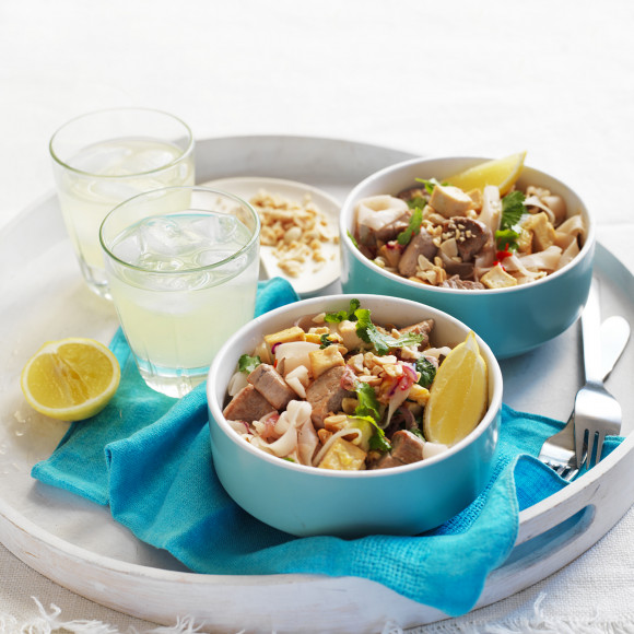 Homemade Pork Pad Thai Noodles Recipe