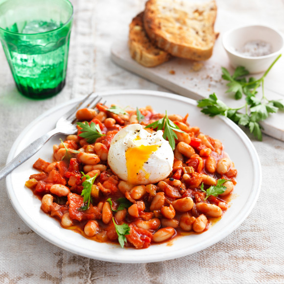 Homemade smoky baked beans recipe