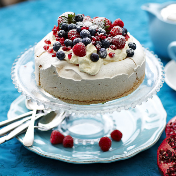 Vanilla Snow Pavlova