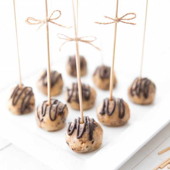 Vegan Cookie Dough Pops