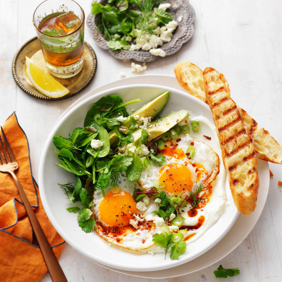 Turkish eggs recipe 